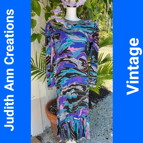 Judith Ann Creations Inc Dresses & Skirts - Judith Ann Vintage Silk Dress